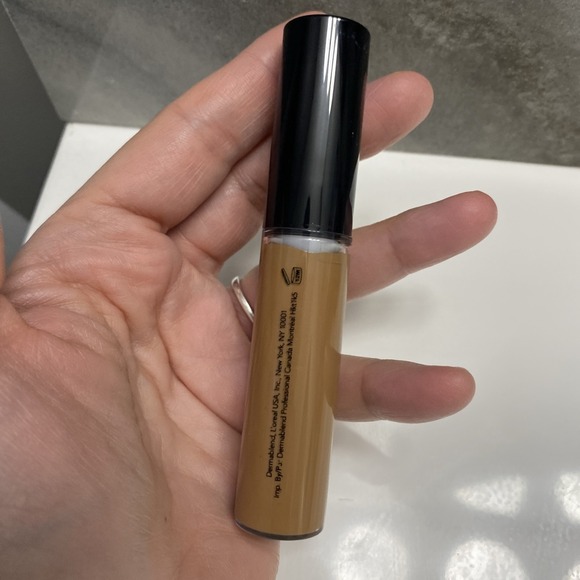 Dermablend Professional Cover Care Full Coverage Concealer 58N - 0.33 Oz / 10 ml - Picture 3 of 5